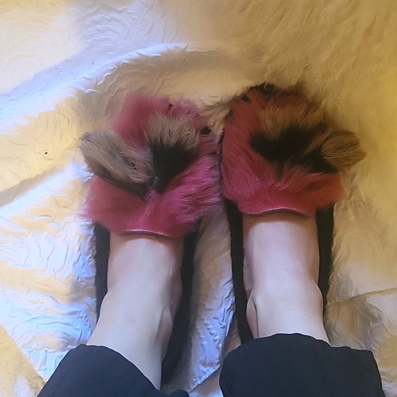 PRADA CHEVRE MONT Goat Hair EMBELLISHED BLACK AND STRAWBERRY-PINK LOAFERS SIZE 6 - Picture 6 of 12